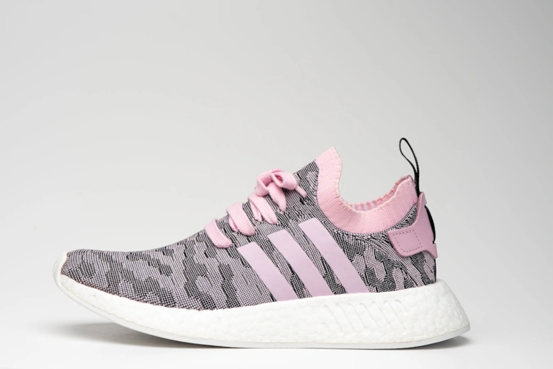 NMD R2 Primeknit Wonder Pink