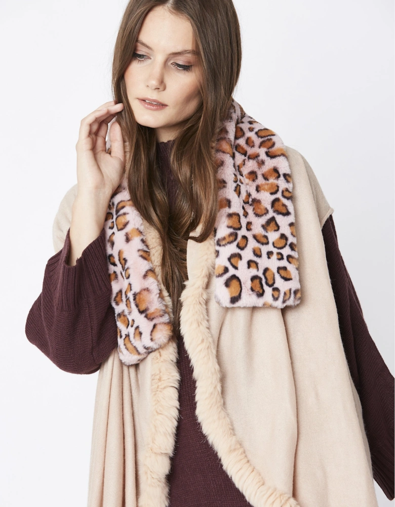 Pink Leopard Print Faux Fur Scarf