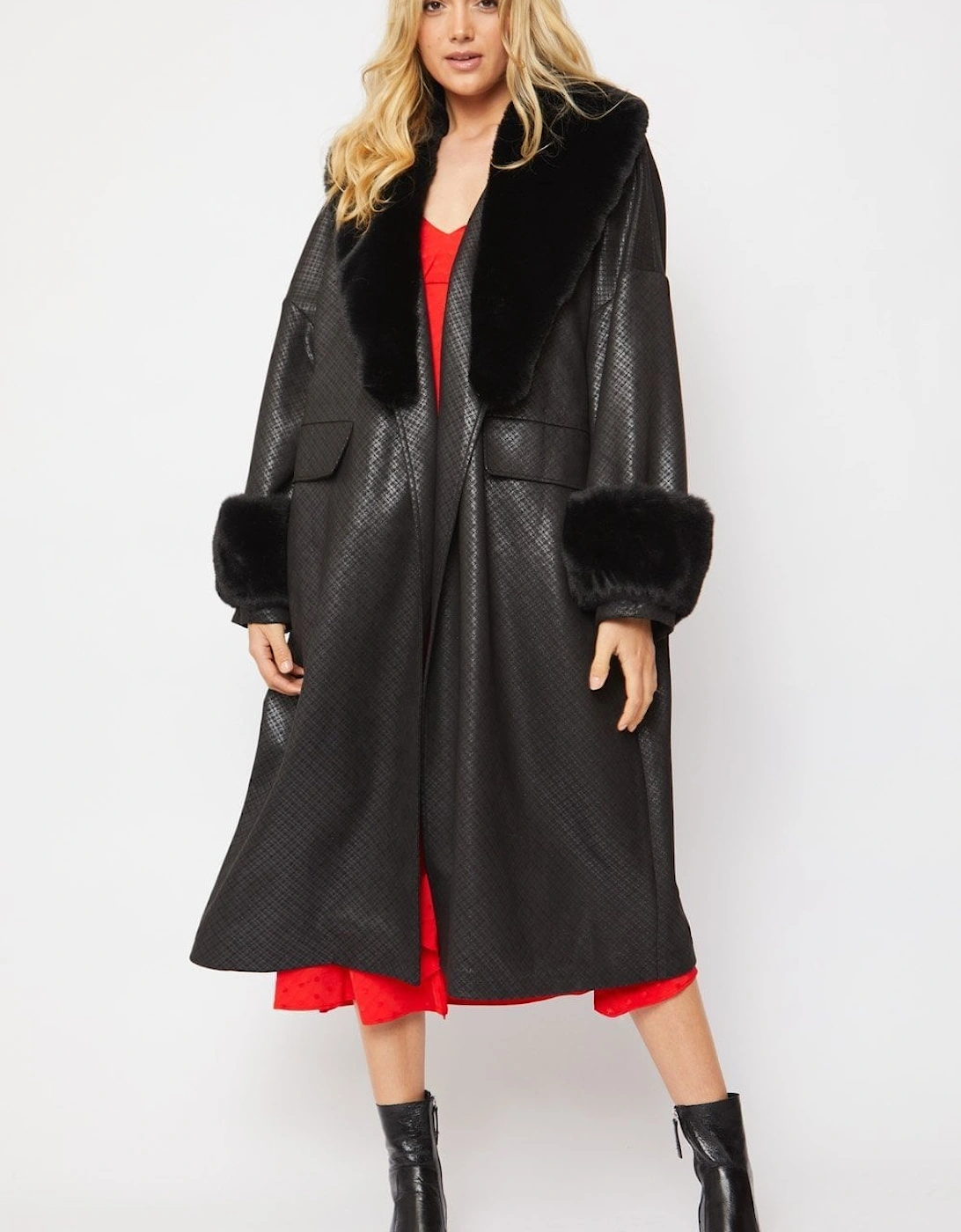 Black Oversized Faux Suede Jacket With Detachable Faux Fur Cuffs & Collar