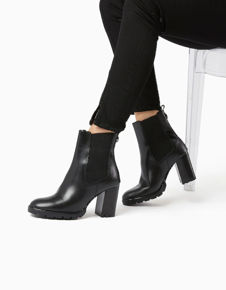 Ladies Patrine - Cleated Block Heeled Chelsea Boots