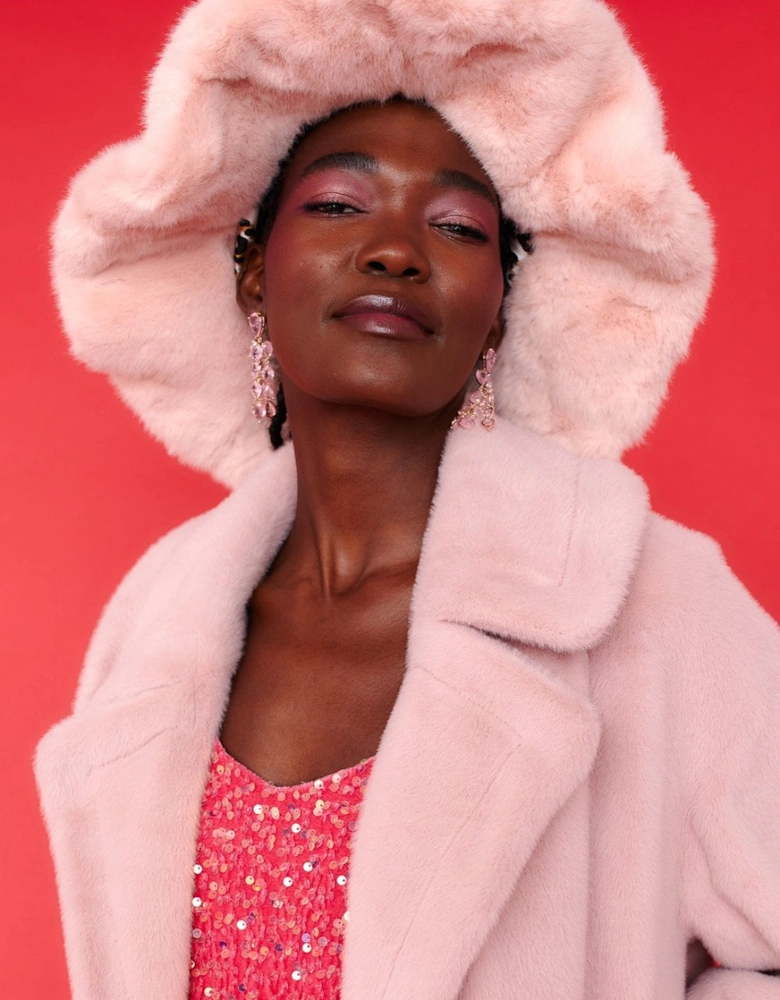 Baby Pink Faux Fur Oversized Hat