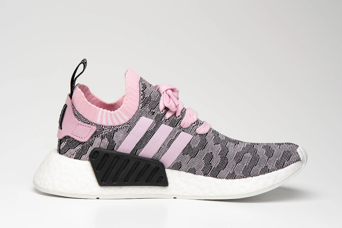 NMD R2 Primeknit Wonder Pink