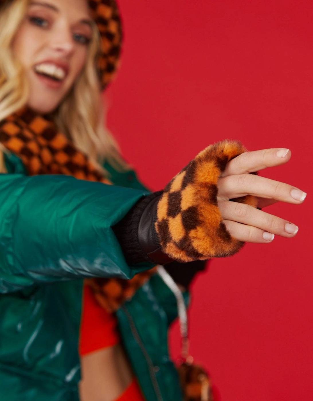 Faux Fur Check Fingerless Gloves