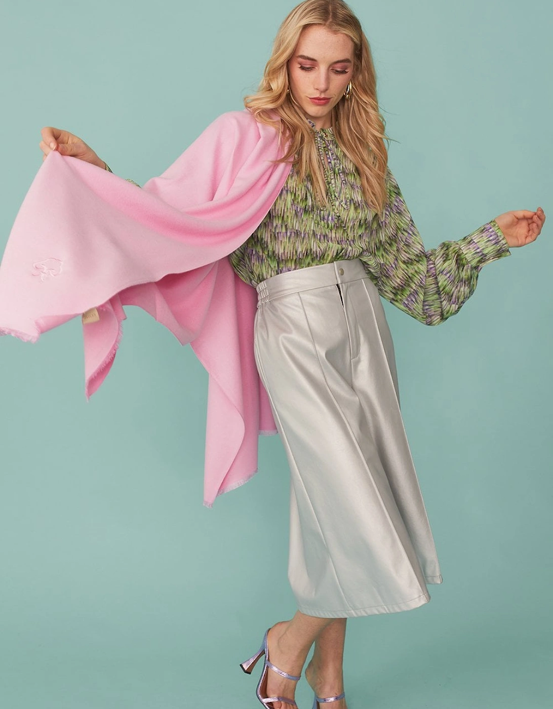 Cashmere Blend Wrap in Pink with Fringed hem and Logo, 5 of 4