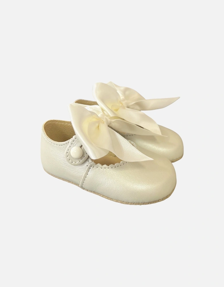 Ivory Leather Bow Pre Walkers