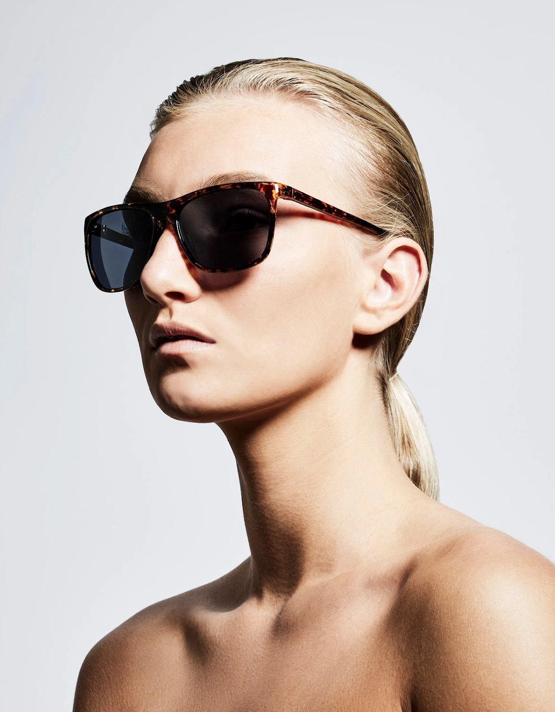 KARA SUNGLASSES - BROWN