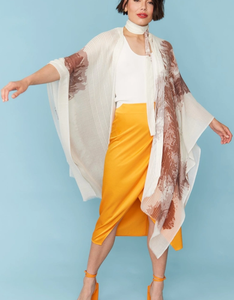 Cashmere Blend Kimono in White and Brown