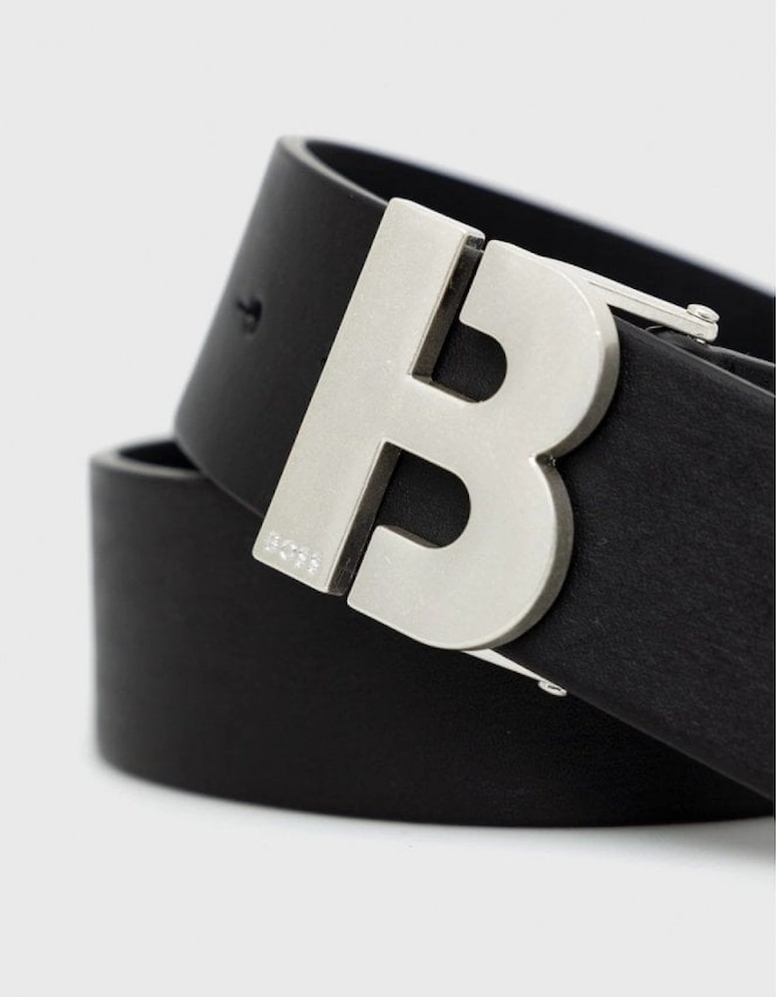 B Icon Leather Black/Silver Belt