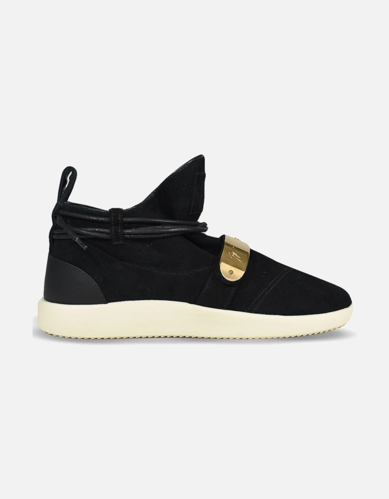 Gold Buckle Trainer