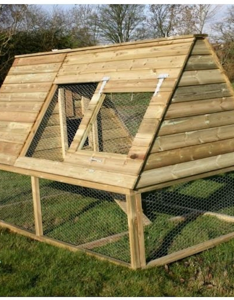 Ark Smallholder Raised