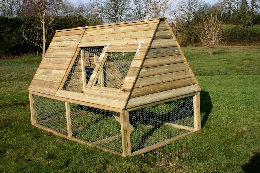 Ark Smallholder Raised, 3 of 2