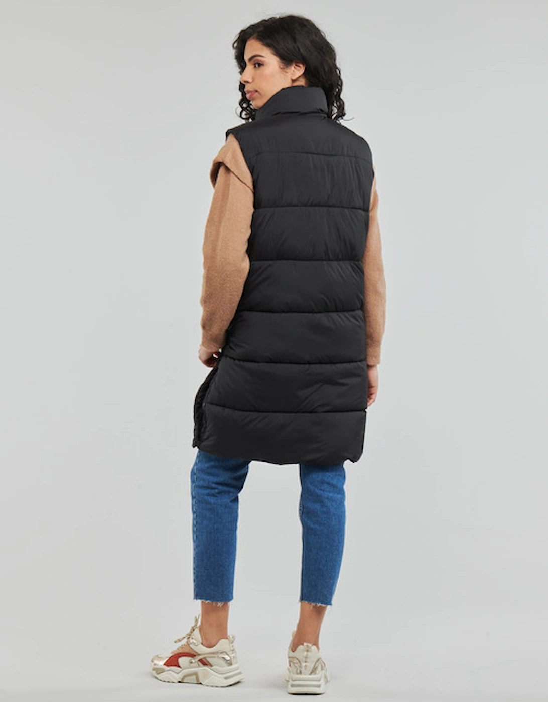 STUDIOS LONGLINE QUILTED GILET