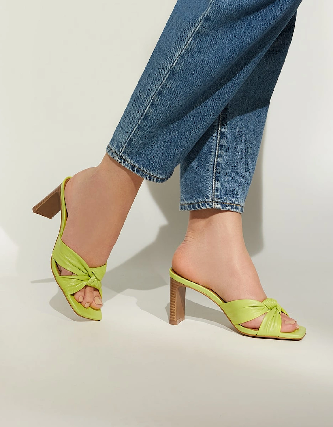 Ladies Maize - Knot-Detail Open-Toe Mules