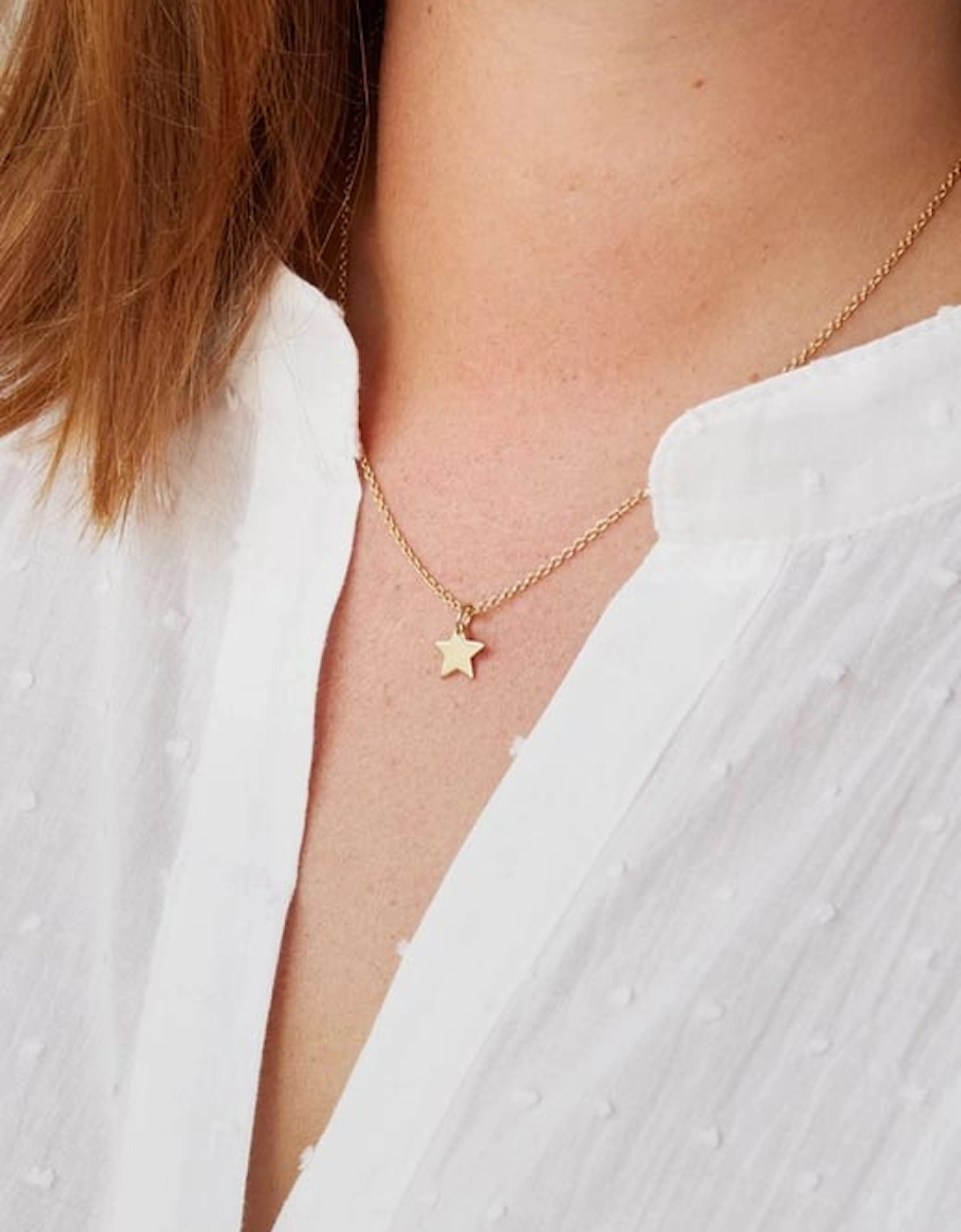 Single Star Necklace Gold Plated