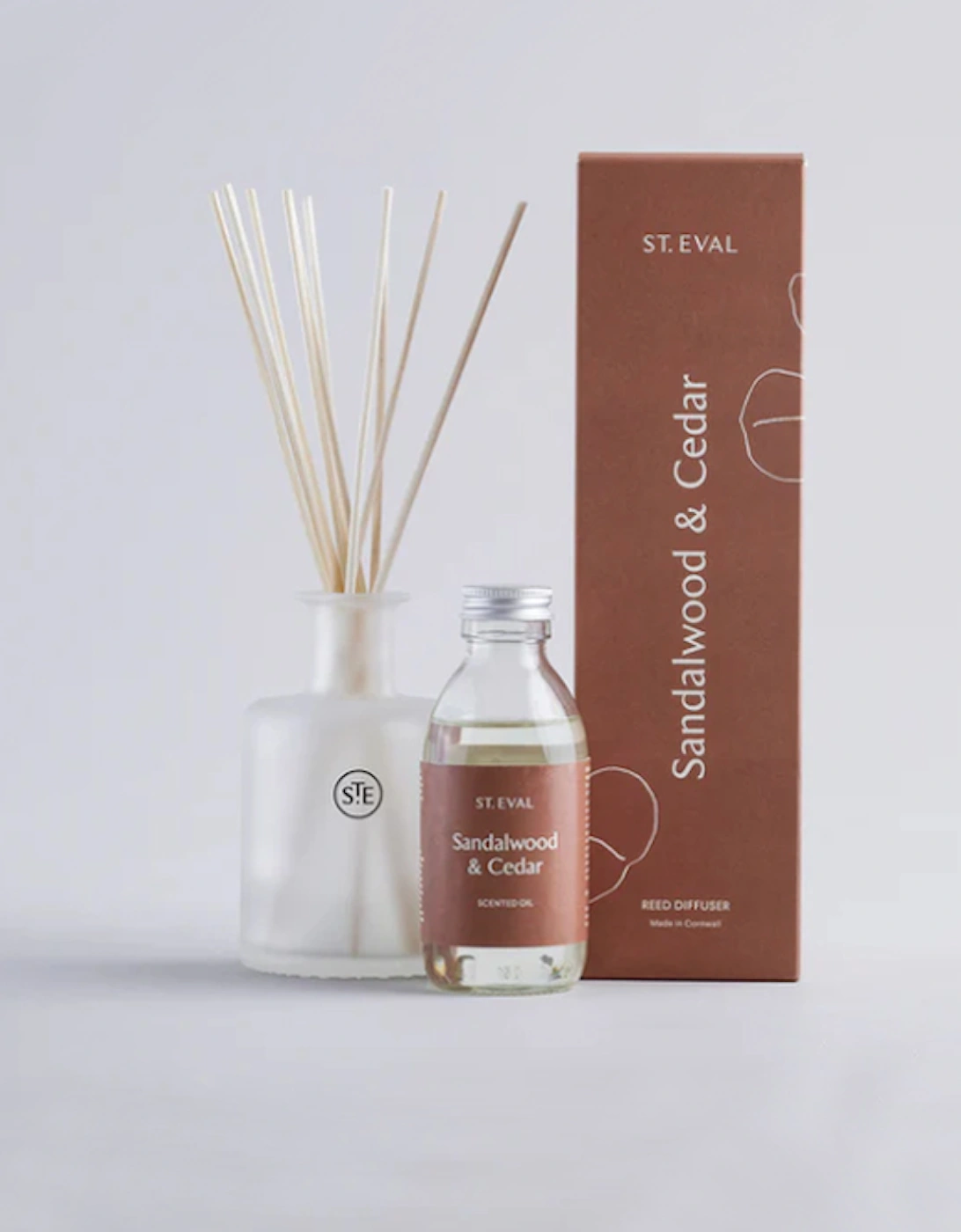 St Eval Lamorna Reed Diffuser Sandalwood and Cedar, 2 of 1