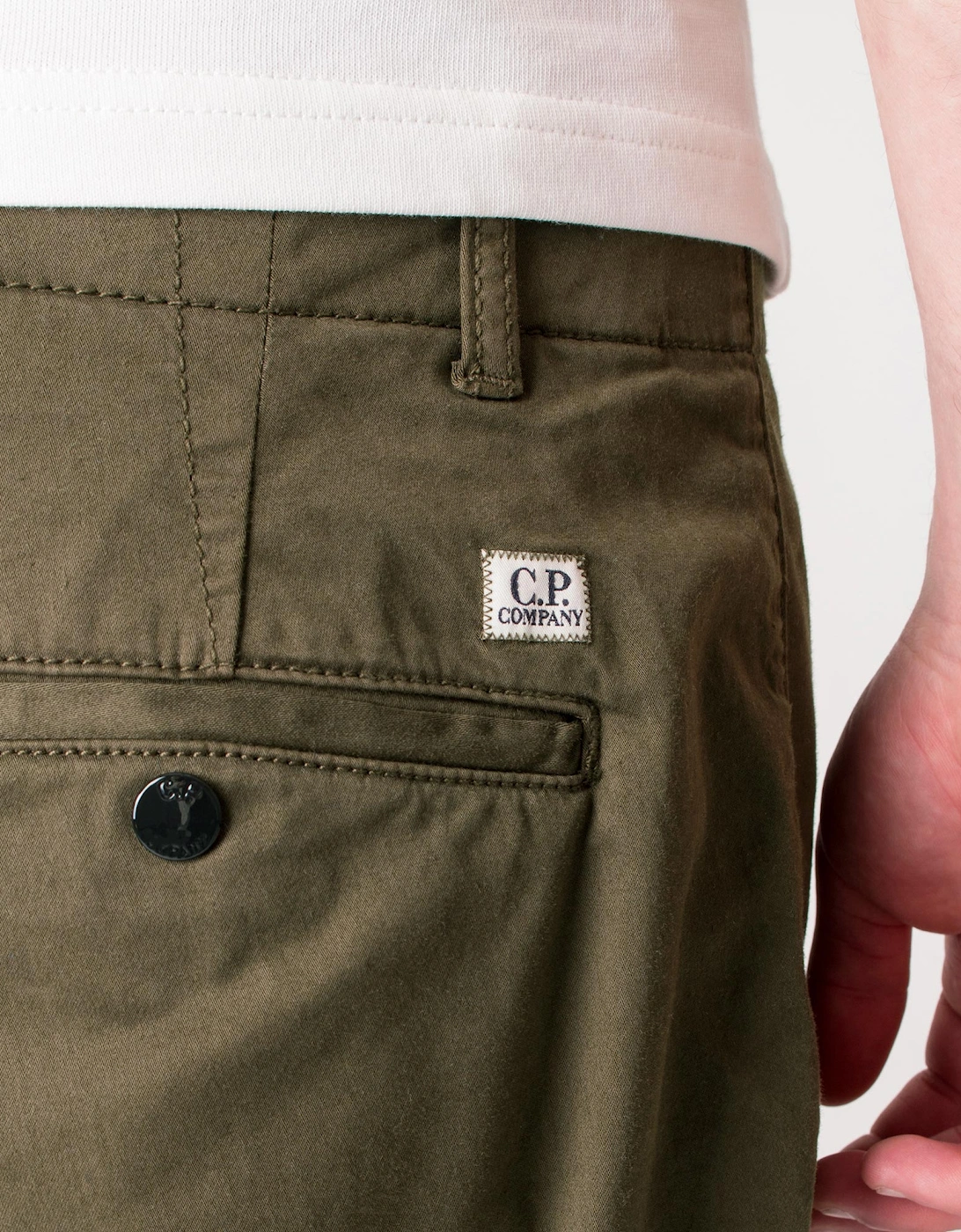 Regular Fit Stretch Sateen Cargo Shorts