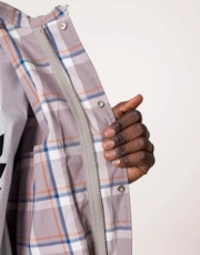 Thumbnail 6 of 8