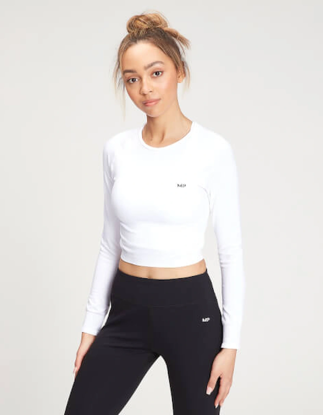 Women's Shape Seamless Long Sleeve Crop Top - White, 2 of 1