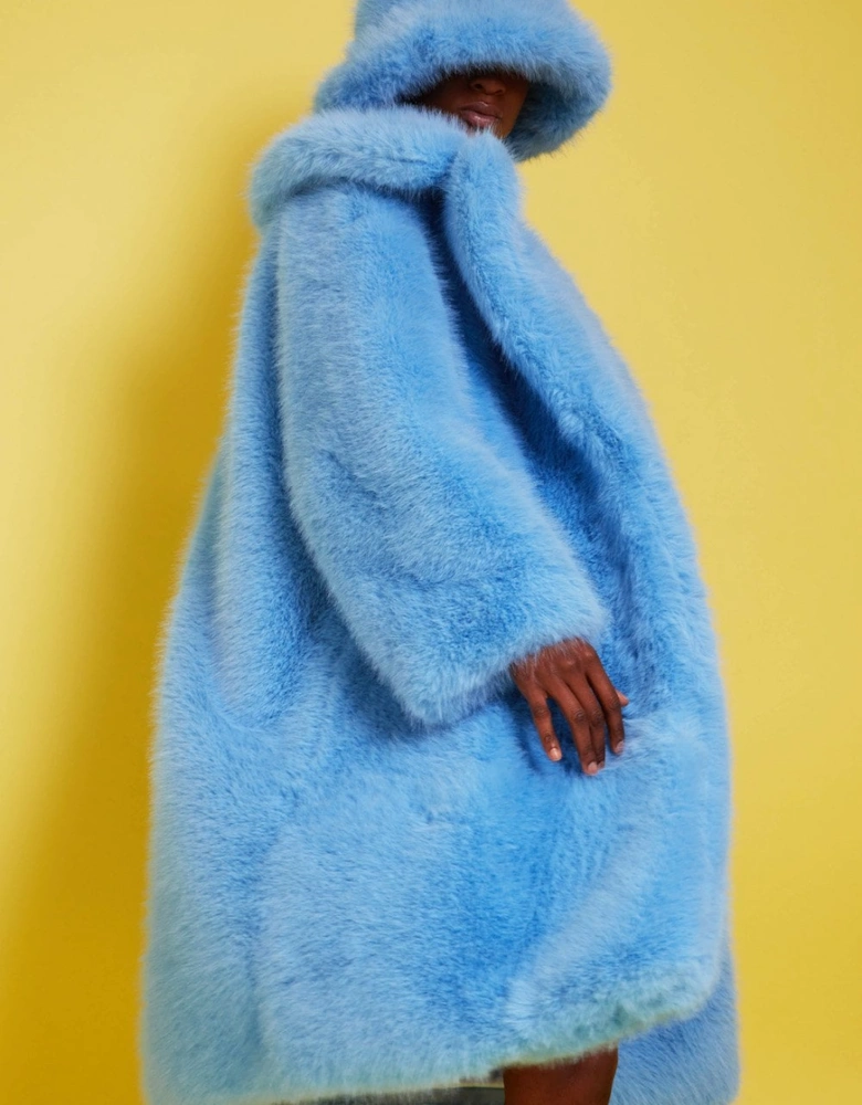 Bamboo Faux Fur Baby Blue Coat