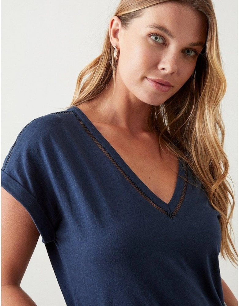 Womens/Ladies Broderie Cotton V Neck T-Shirt