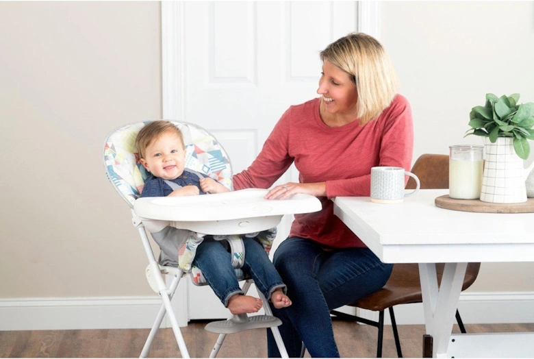 Snack N Stow Highchair - Parade