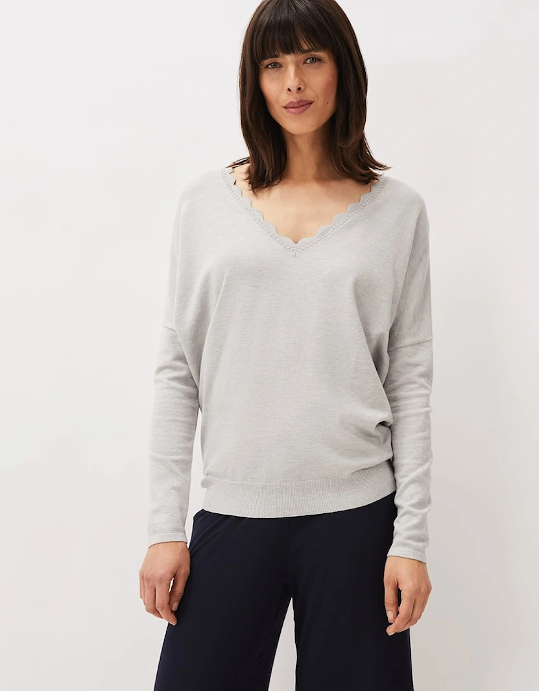 Dua Fine Knit V-Neck Jumper