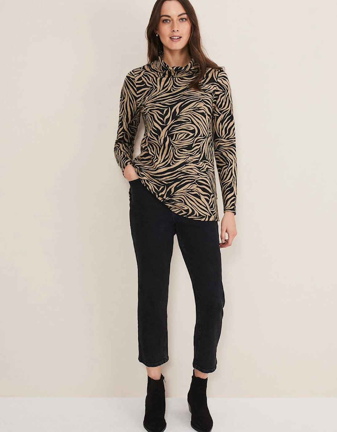 Nerissa Animal Print Snuggle