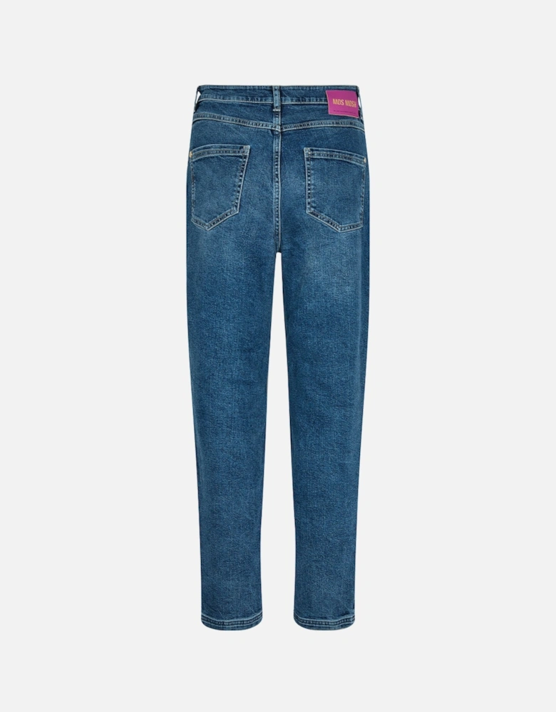 Adeline Sia jeans