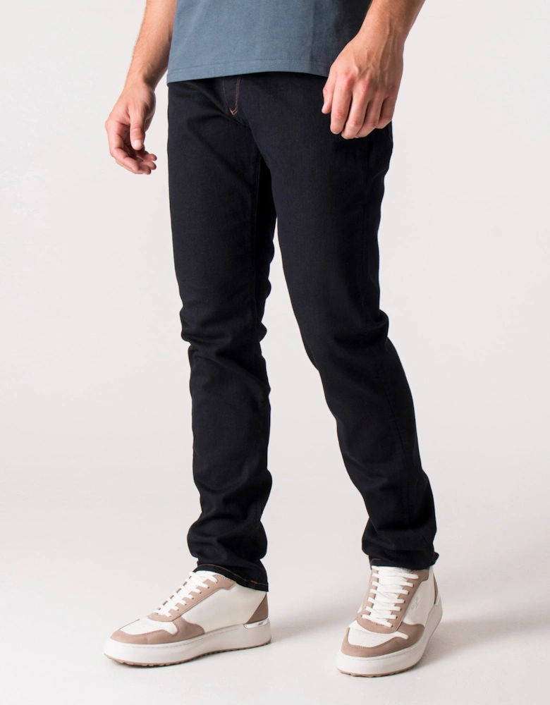 Slim Fit J06 Jeans