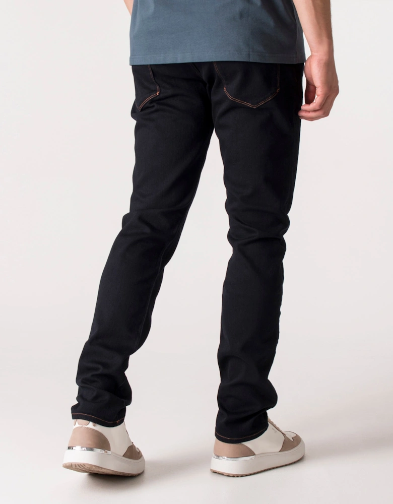 Slim Fit J06 Jeans