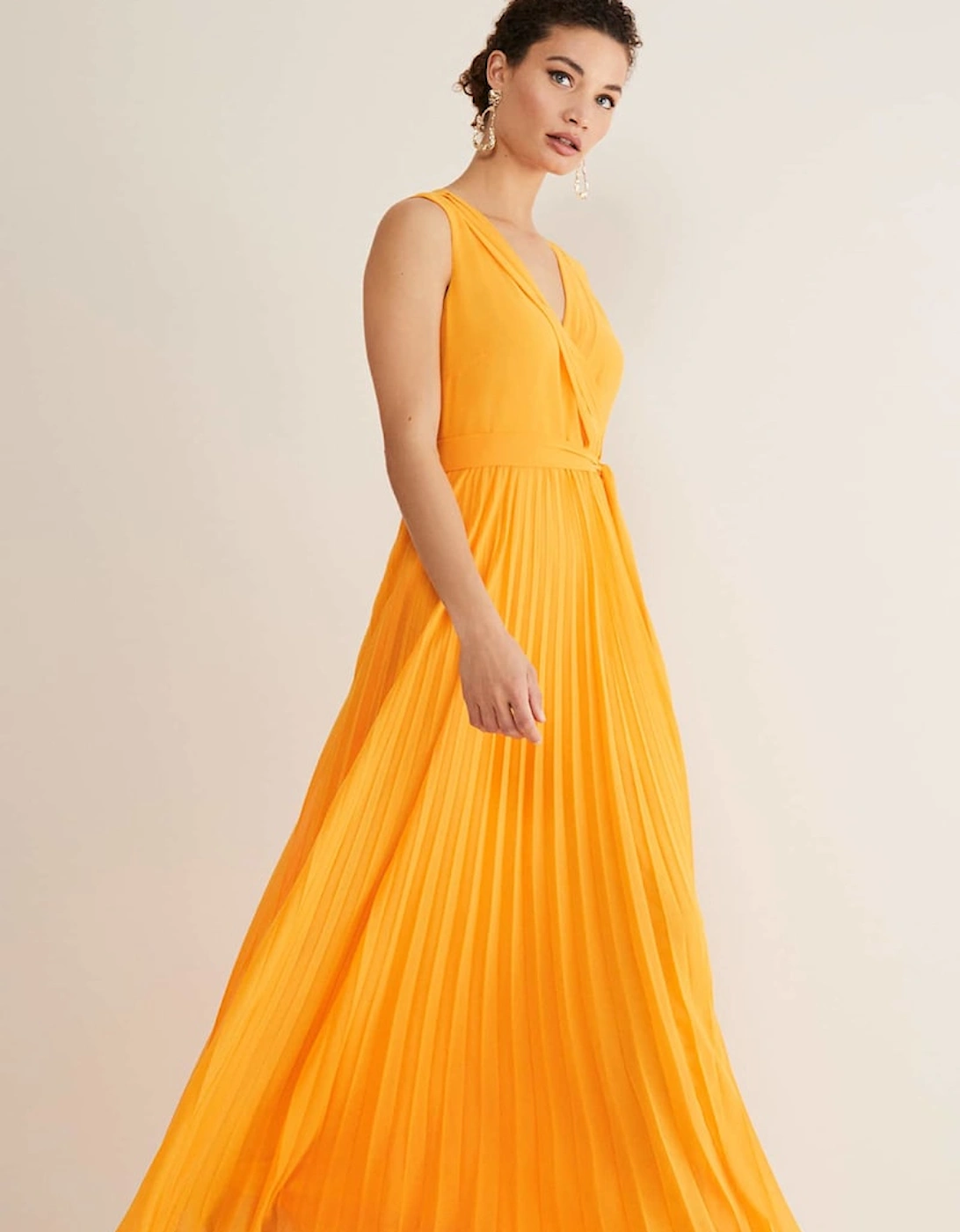 Mollie Pleat Maxi Dress