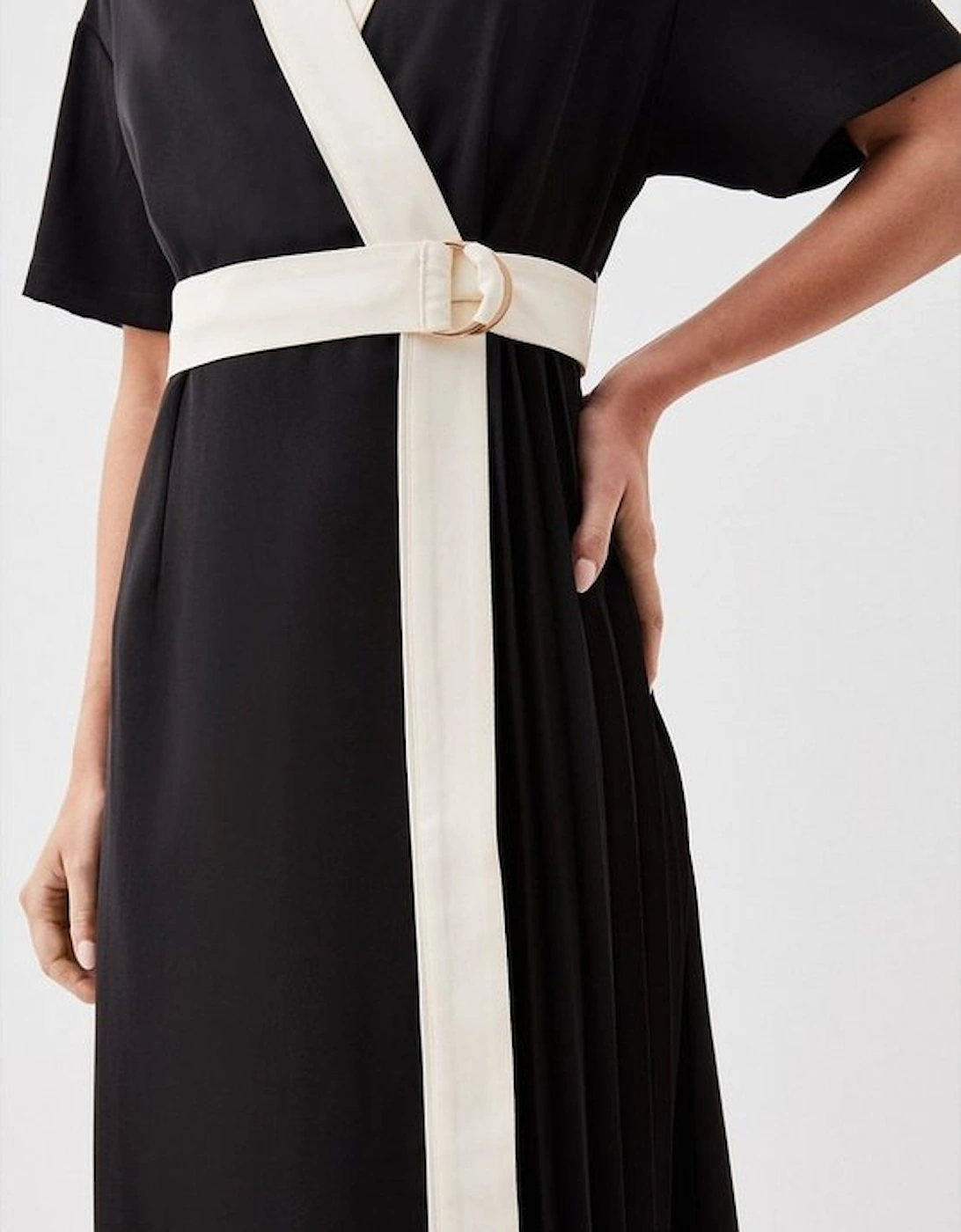 Petite Contrast Twill Button Detail Belted Midi Dress