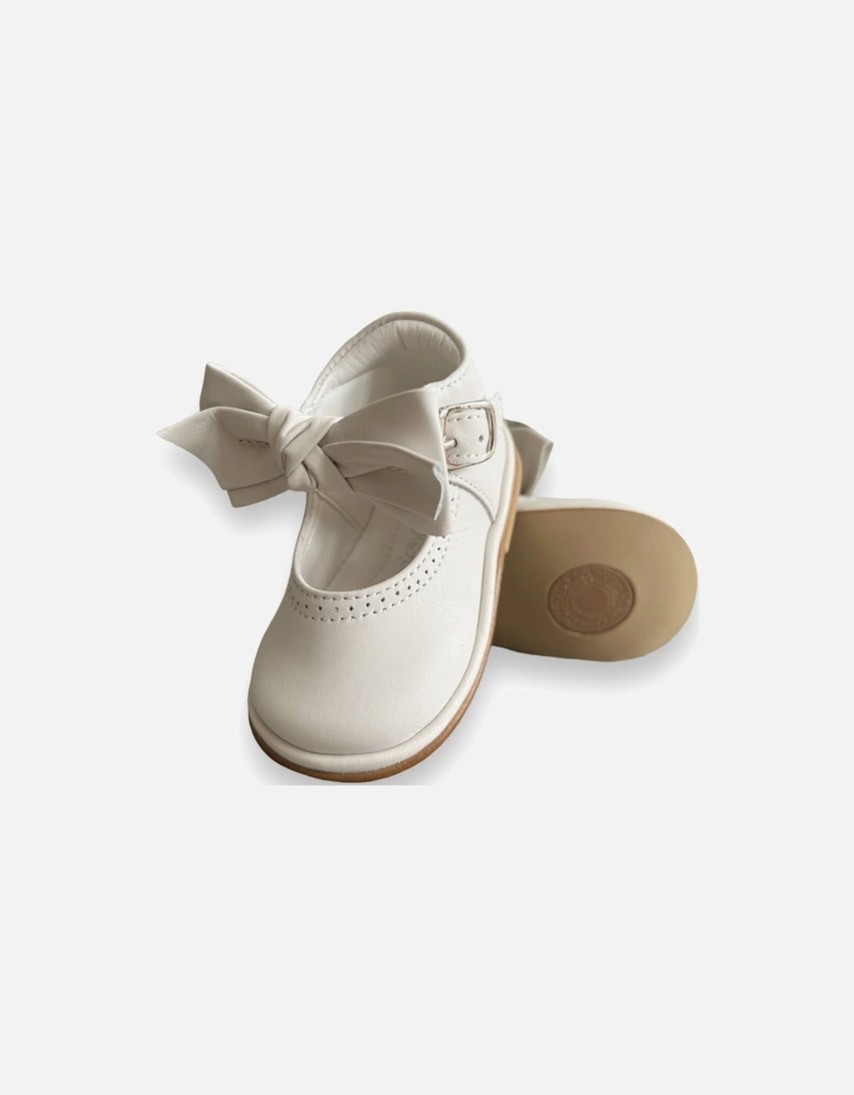 Beige Leather Vitoria Shoe