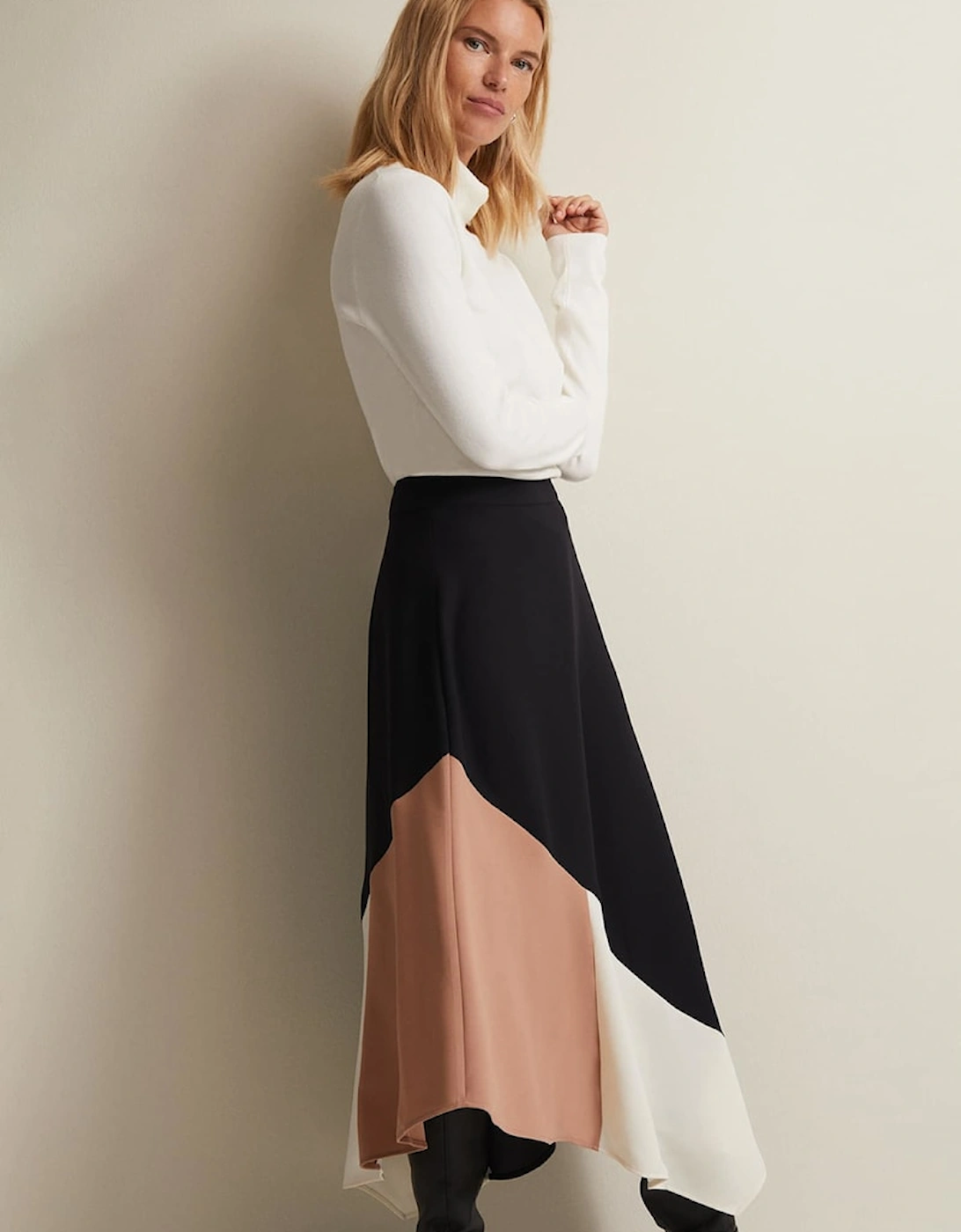 Zelaina Asymmetric Midi Skirt