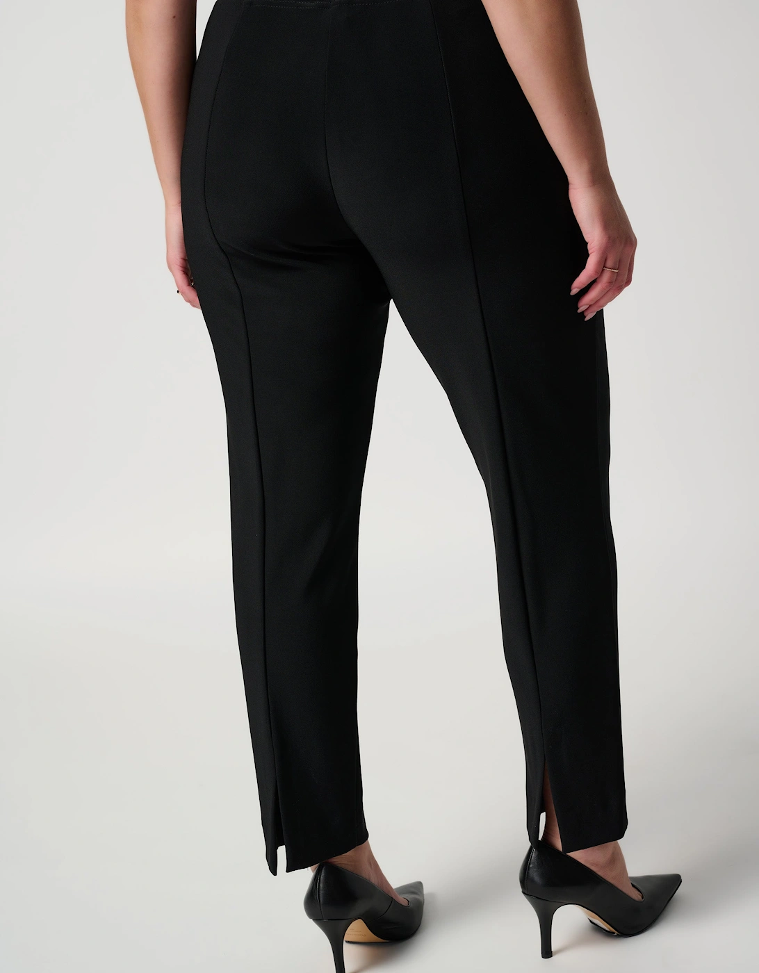 Classic straight leg pant