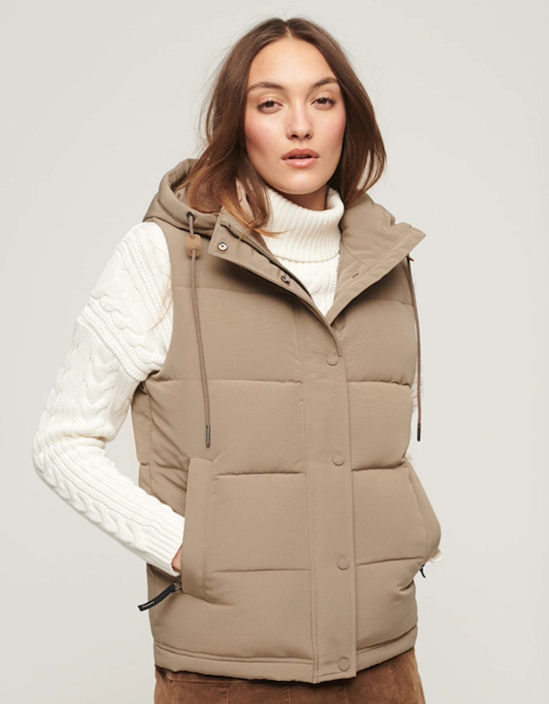 Women's Everest Hooded Puffer Gilet Fossil Brown, 6 of 5