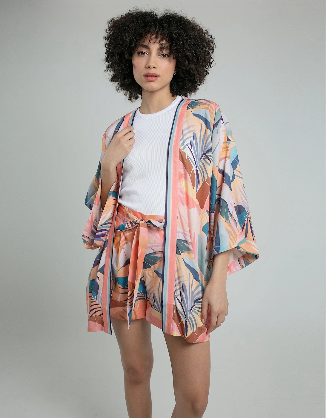 TROPICAL KIMONO