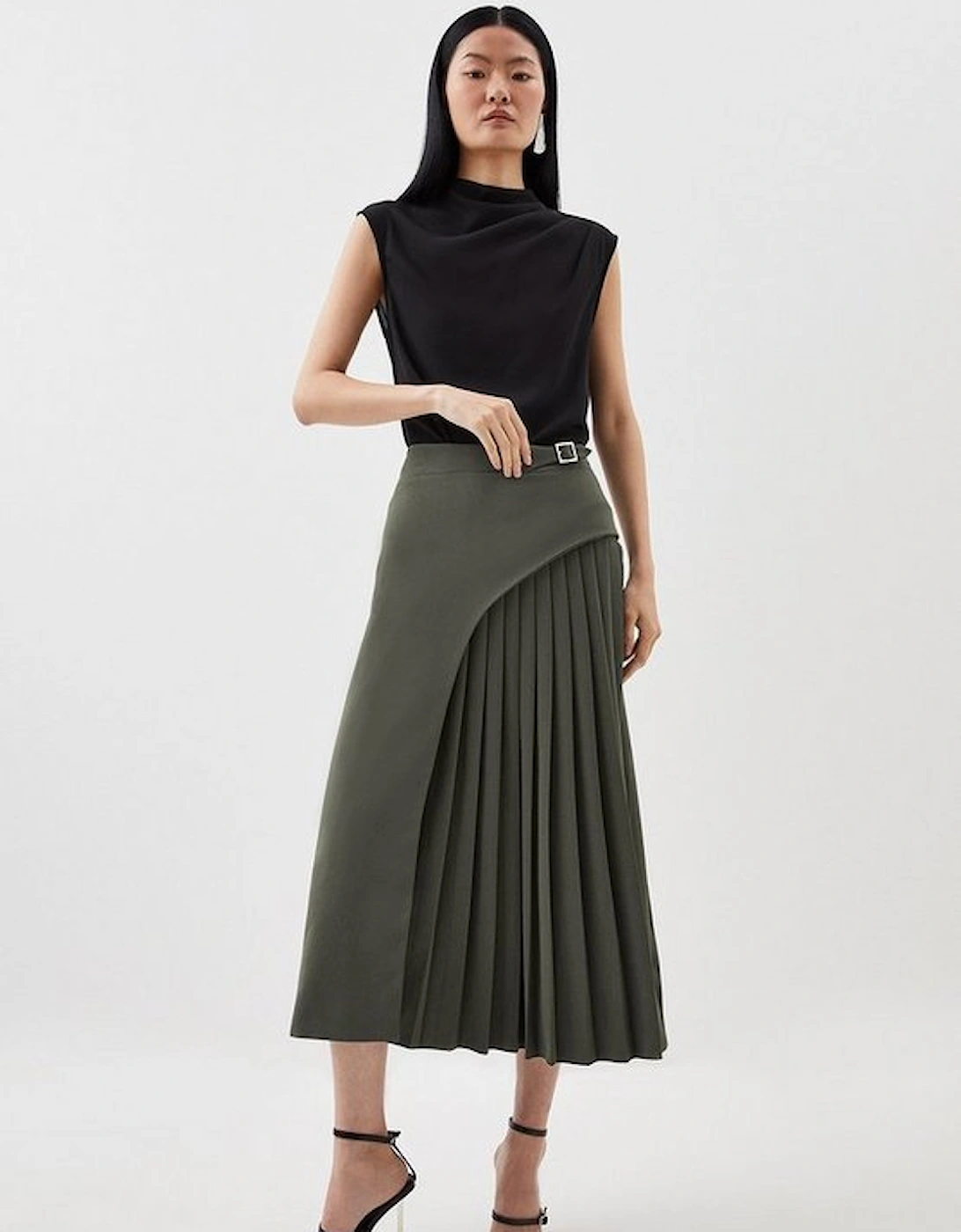 Tailored Buckle Detail Pleated Midi Skirt