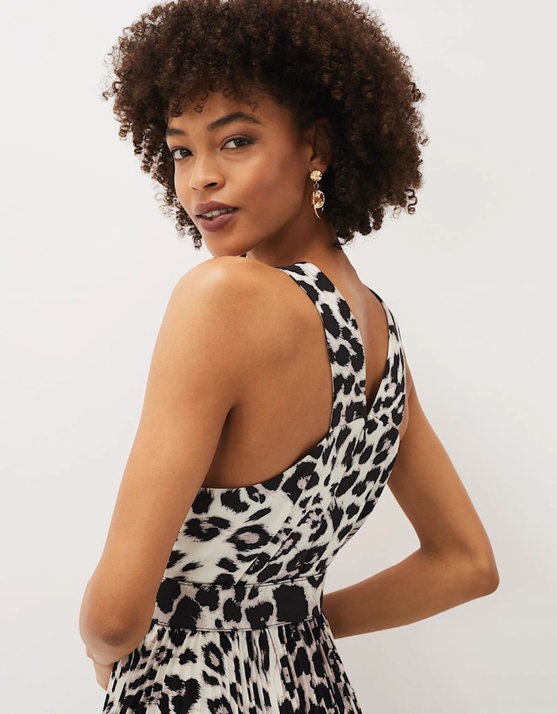 Chelsie Leopard Print Midaxi Dress