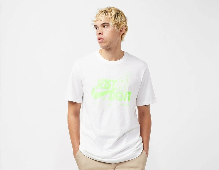 Swoosh T-Shirt