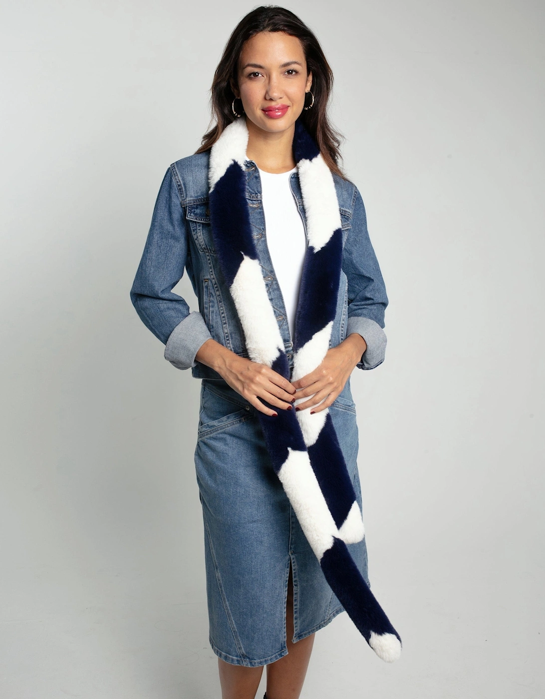 ZIGGY FAUX FUR SCARF-NAVY