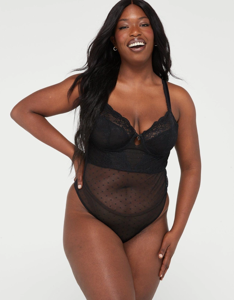 Curve lace underwired thong bodysuit