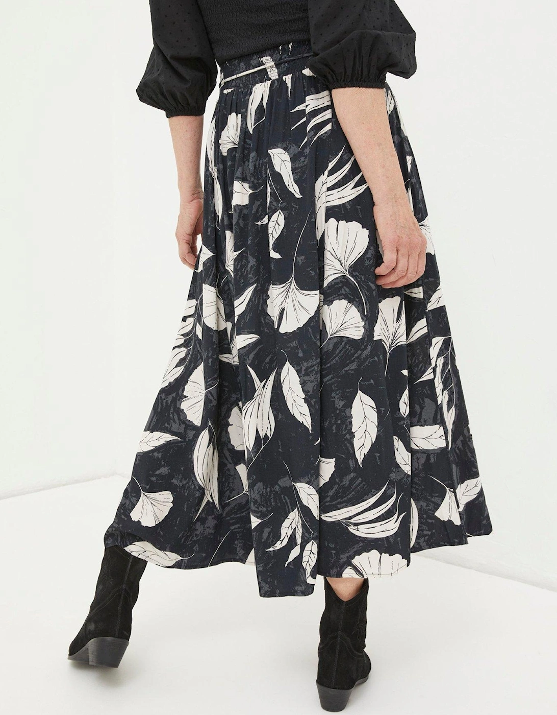 Mason Twilight Leaves Midaxi Skirt - Black