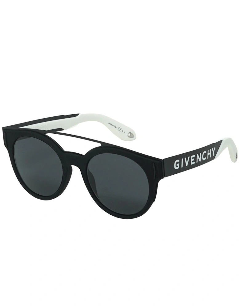 GV7017/N/S 807 Black Sunglasses