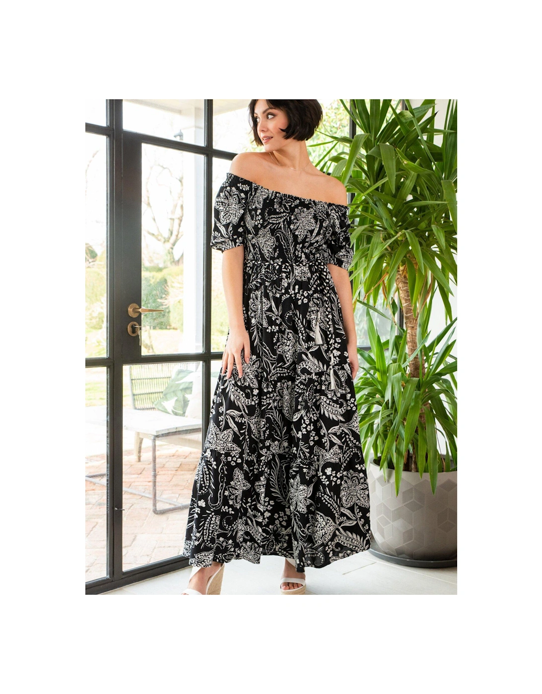 Sadie Shirred Bodice Woven Short Sleeve Maxi Dress - Black/White, 2 of 1