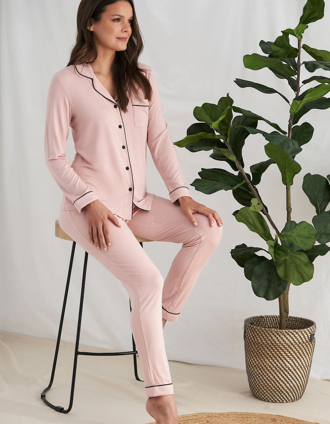 Bamboo Pyjama Set in Pink, 4 of 3