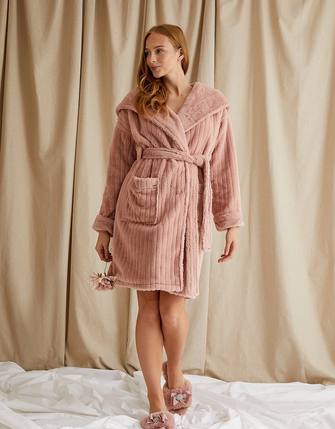 Cloud Robe in Dusky Pink, 6 of 5