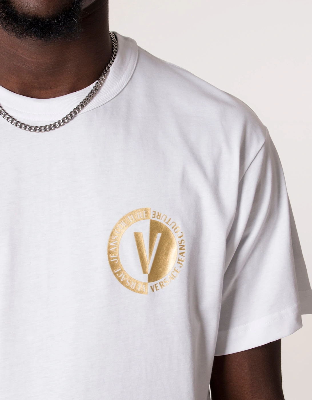 New V Emblem Logo T-Shirt