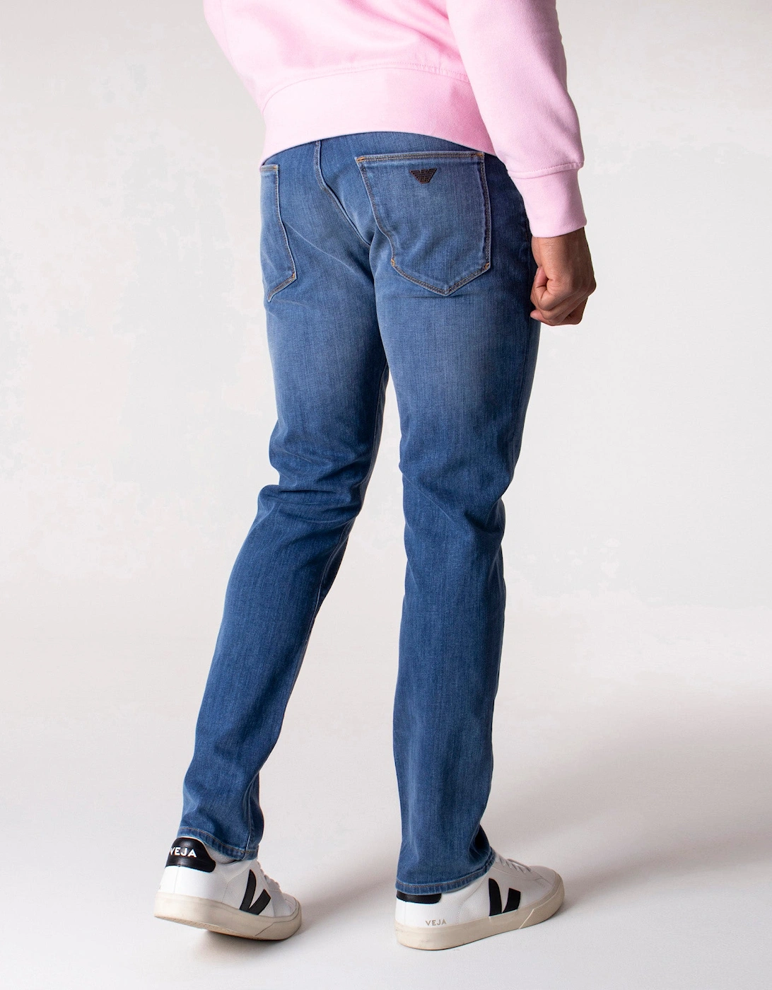 Slim Fit J06 Jeans