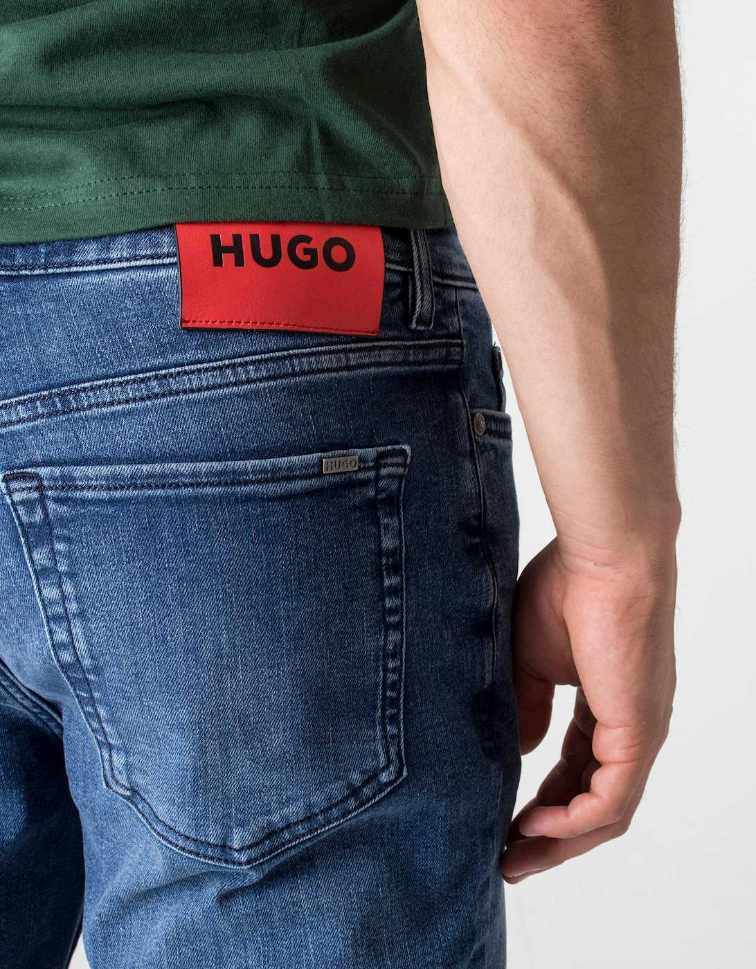 Tapered Fit HUGO 634 Jeans